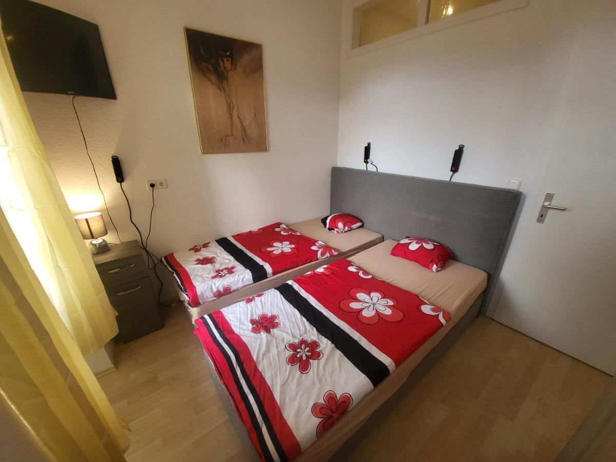 Apartmentzimmer Erfurt Exterior foto